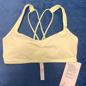 Lulu lemon women’s sports bra